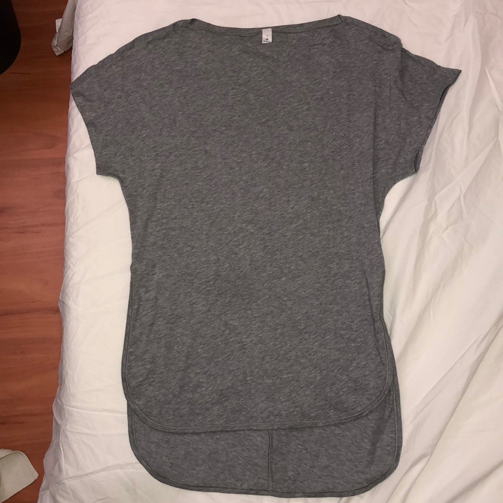 Lululemon Tee